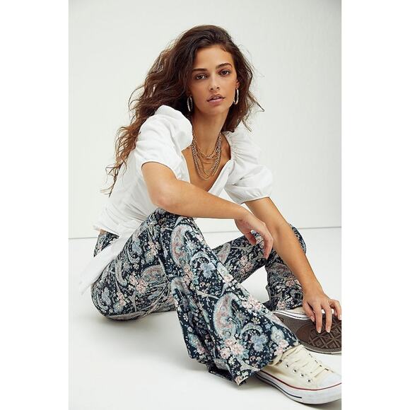 Novella Royale Pants - Novella Royale Janis Bells Midnight Rose Womens Boho Paisley Pants - Small, NWT
